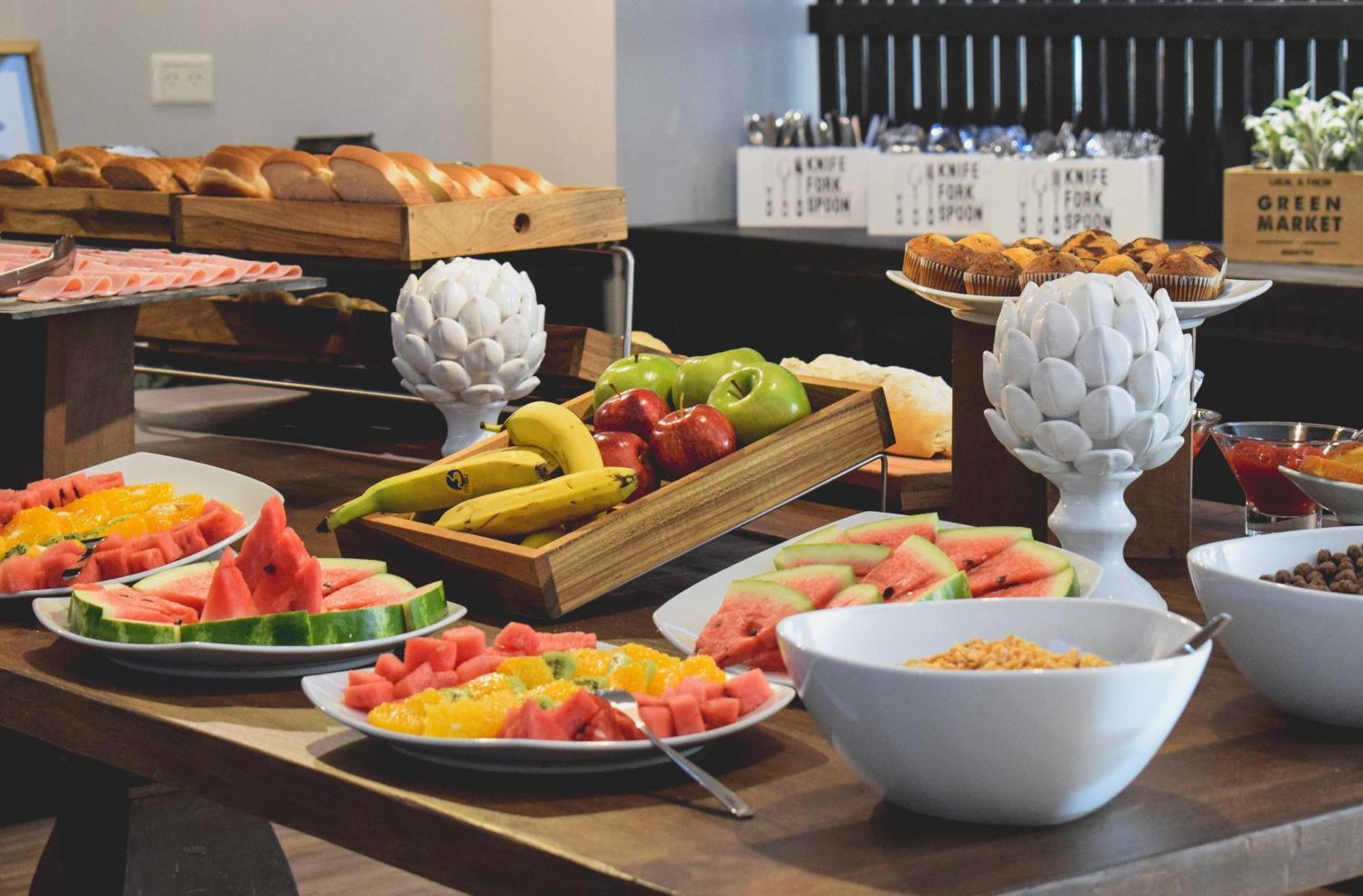 Cyan Soho Neuquen Hotel Екстер'єр фото